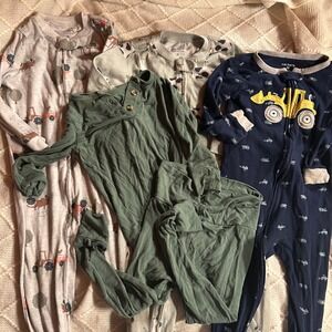 Carter's Bums and Roses Kids Pajamas Sleepwear Set Bundle Footie Bamboo Tractor